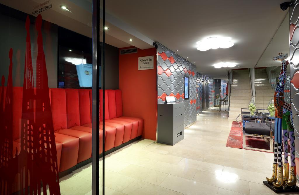 Castro Exclusive Residences Spa Sagrada Familia Barcelona Exterior photo